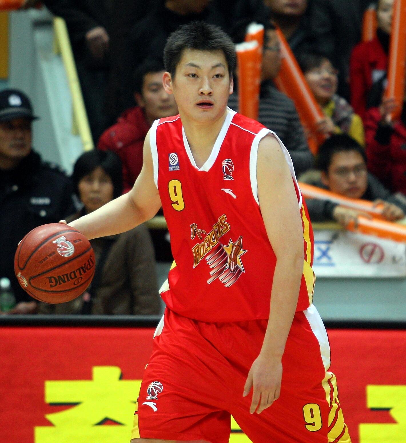 北控三人篮球正式亮相主教练陈可尽快跻身超三正赛