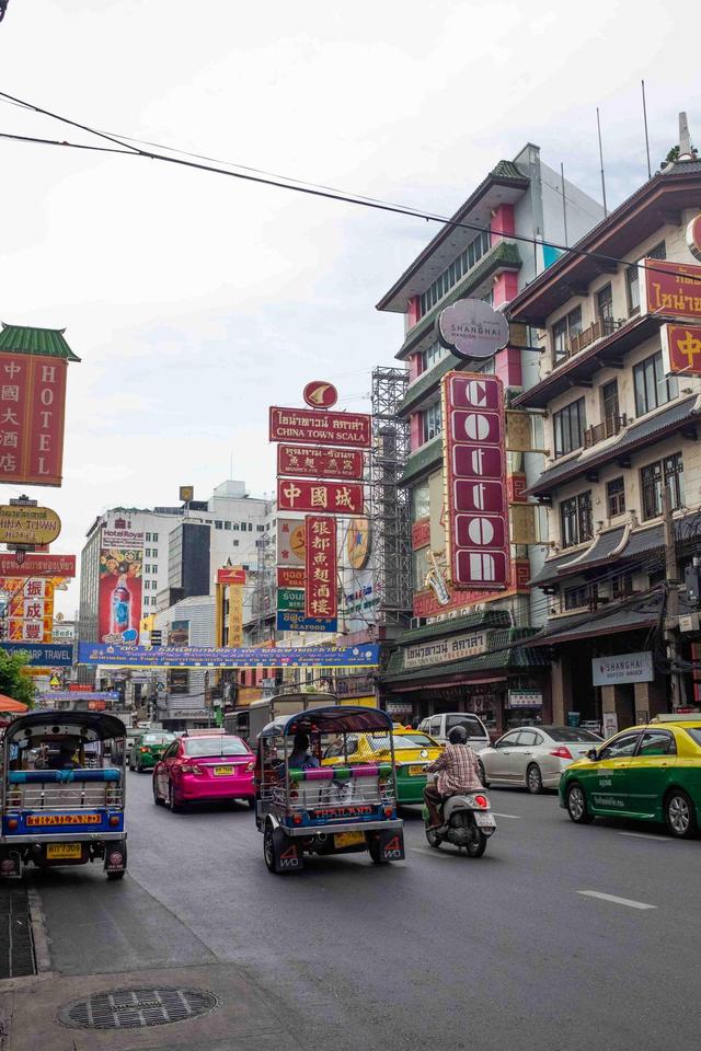 泰国的不夜城,已有200年历史,商业异常繁荣,经营者全是华人__财经头条