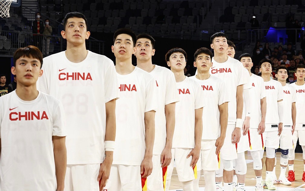 曝周琦机场晕倒,身体不适,现场球迷证实,中国男篮寸步难行休闲区蓝鸢梦想 - Www.slyday.coM 曝周琦机场晕倒,身体不适,现场球迷证实,中国男篮寸步难行休闲区蓝鸢梦想 - Www.slyday.coM