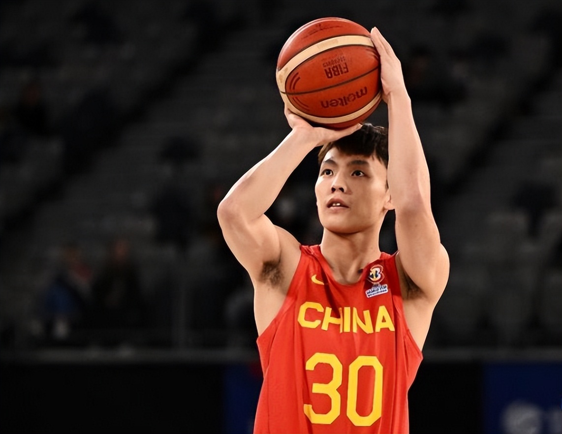 周琦晕倒,男篮6人确诊细节出炉!中国台北两个反常举动也曝光了休闲区蓝鸢梦想 - Www.slyday.coM 周琦晕倒,男篮6人确诊细节出炉!中国台北两个反常举动也曝光了休闲区蓝鸢梦想 - Www.slyday.coM