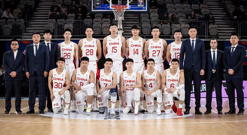 名博解读男篮确诊细节！末战前对手举动不寻常，周琦机场晕倒休闲区蓝鸢梦想 - Www.slyday.coM