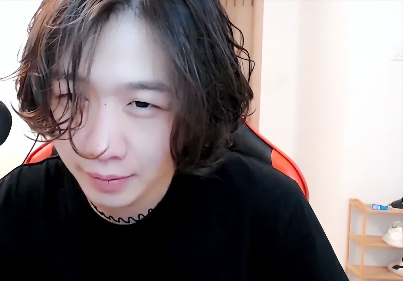 吕德华再次破防,一手金蝉打的稀烂,被人质疑技术退步__财经头条