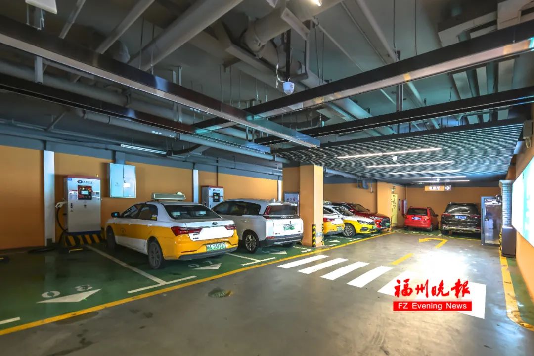 请问下靠谱的物业公司如何处理社区车辆剐蹭后的取证?