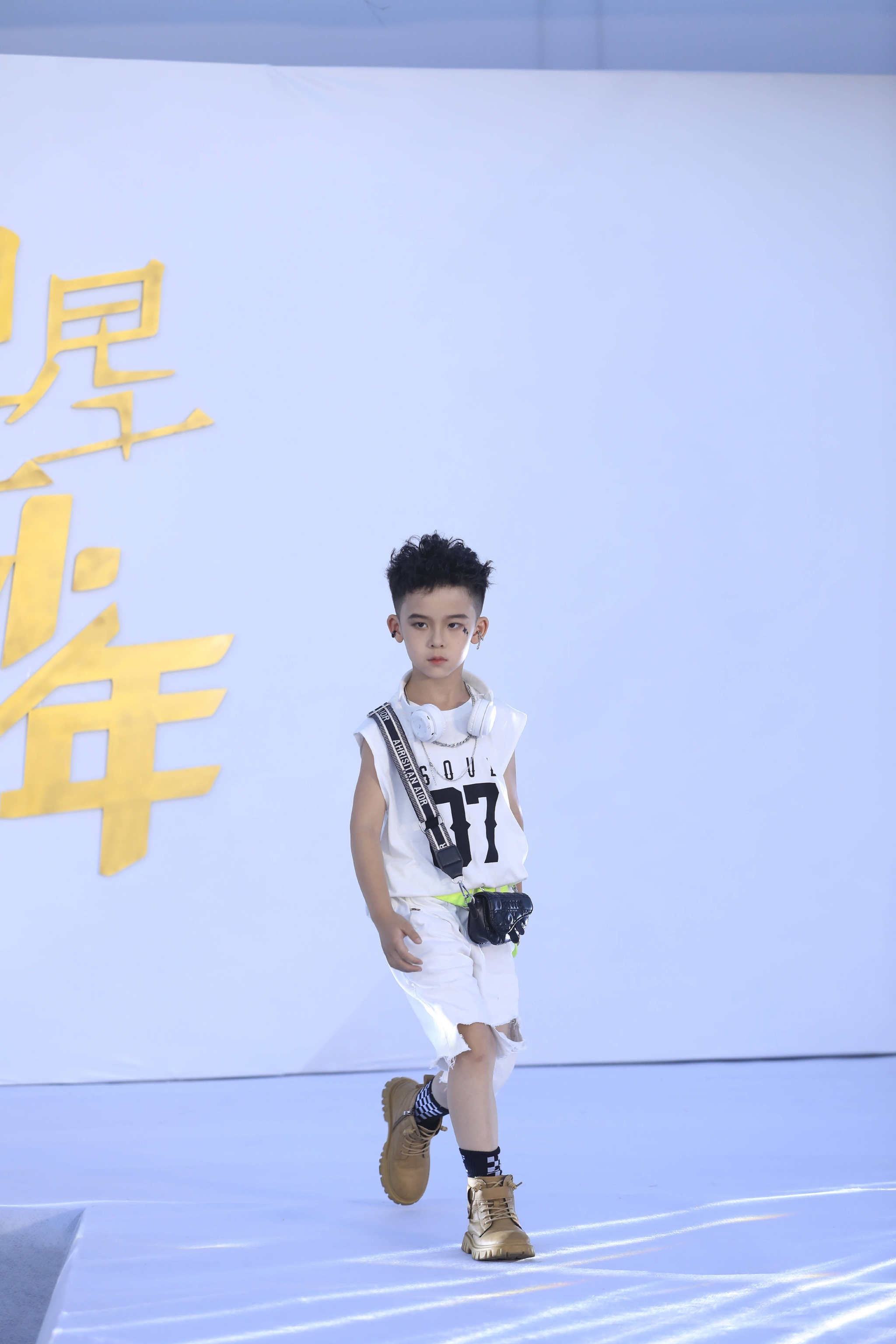 cbas星星少年模特大赛全国赛事发布会在绿城桃李春风举办