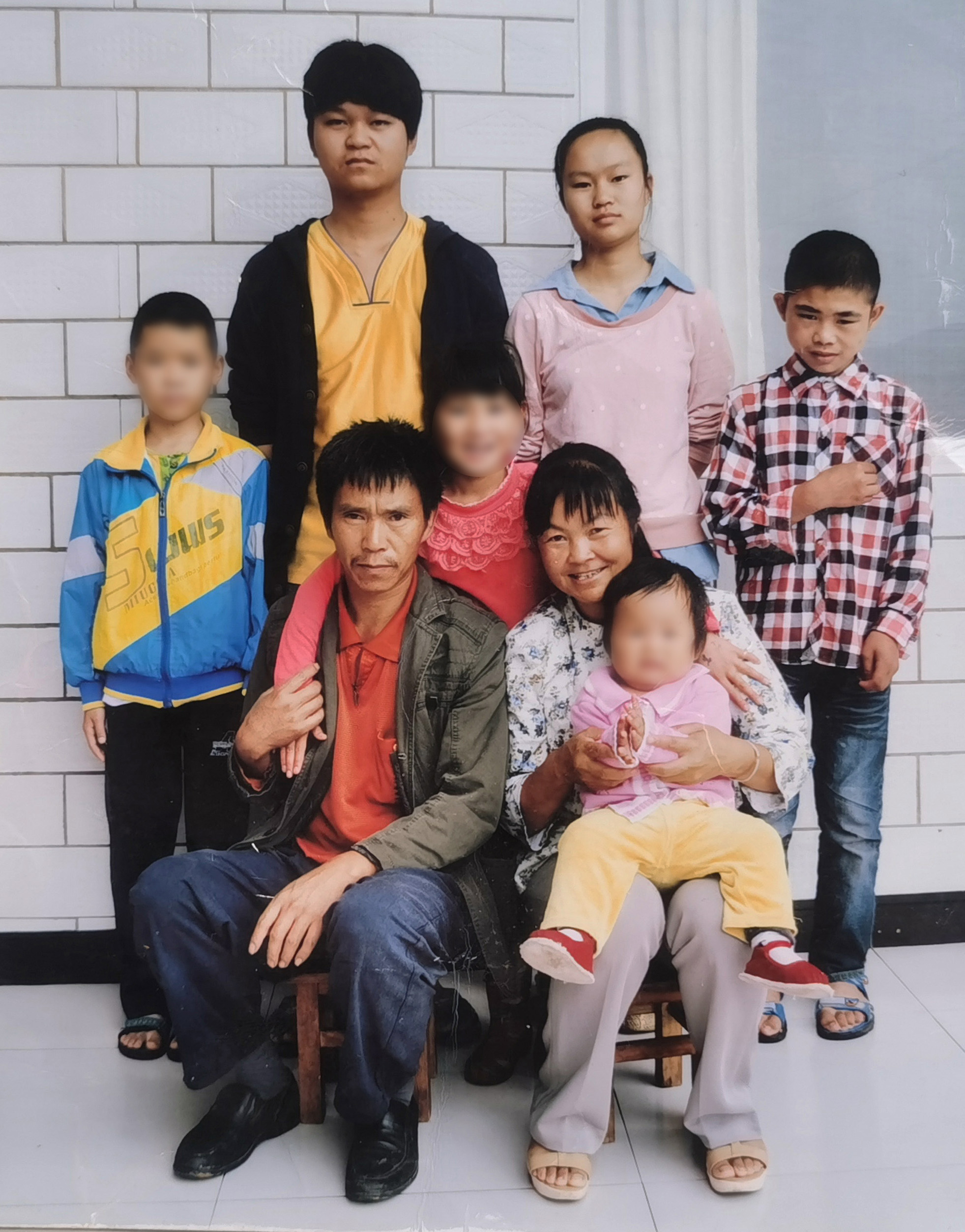 云南：小山村藏大爱，王家滩22年养育1560多名孤残儿童休闲区蓝鸢梦想 - Www.slyday.coM