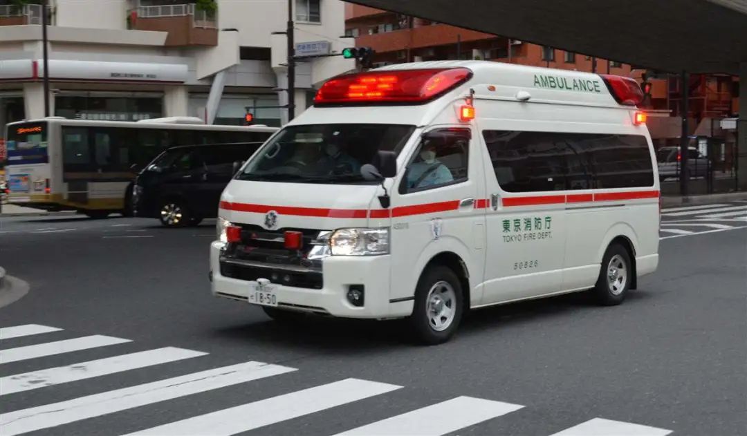 单日新增3万日本疫情真控制住了吗