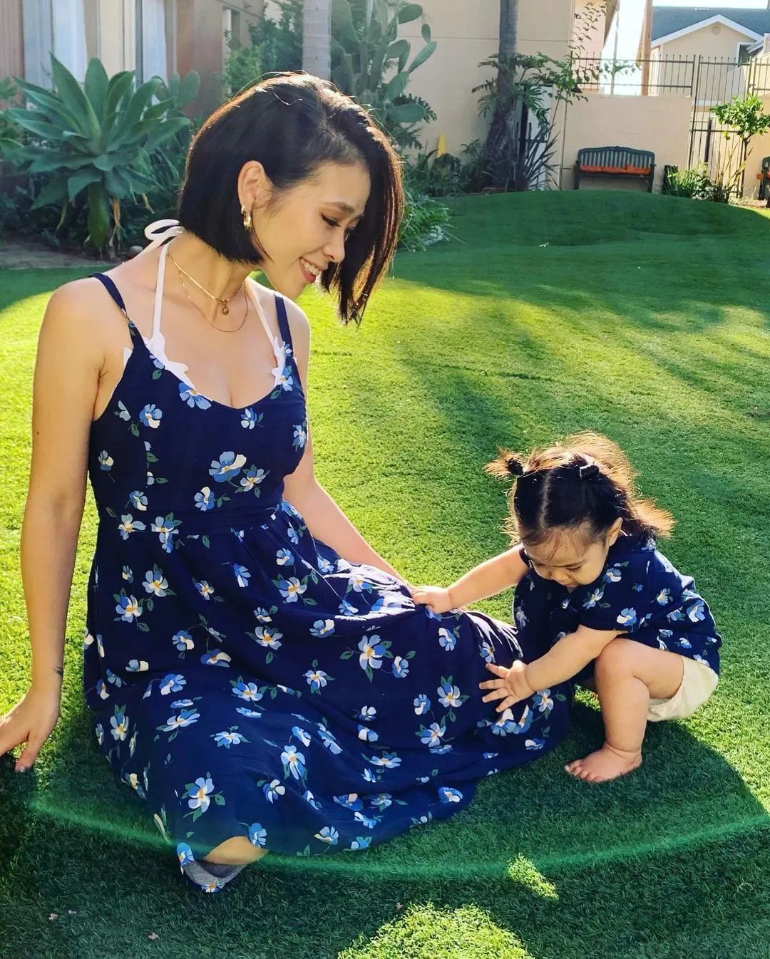 女子因太性感被骂上热搜：都当妈了还穿成这样？休闲区蓝鸢梦想 - Www.slyday.coM