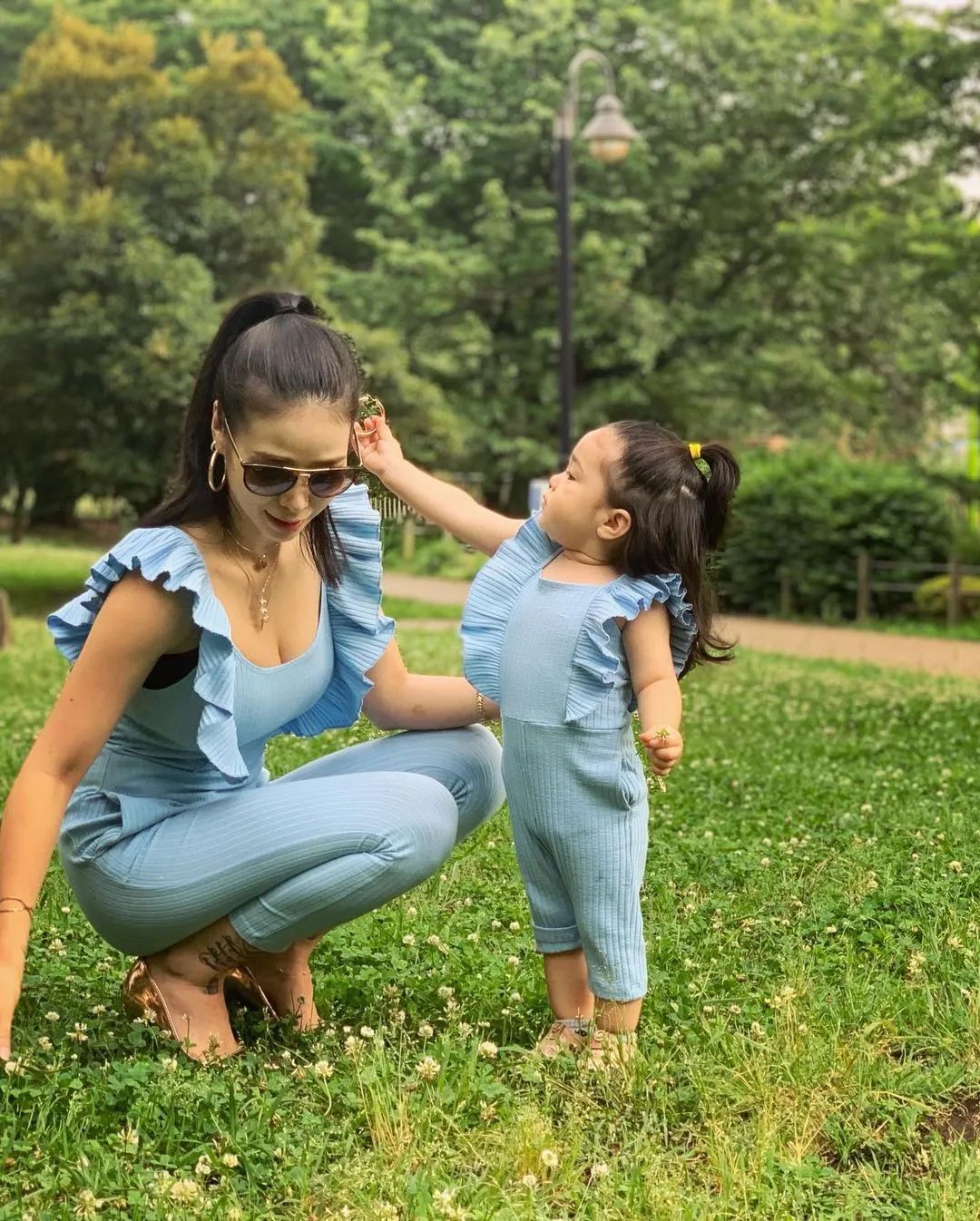 女子因太性感被骂上热搜：都当妈了还穿成这样？休闲区蓝鸢梦想 - Www.slyday.coM