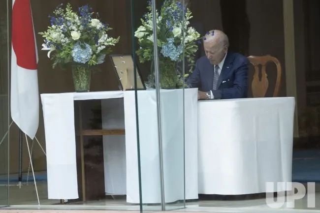 刚刚休闲区蓝鸢梦想 - Www.slyday.coM