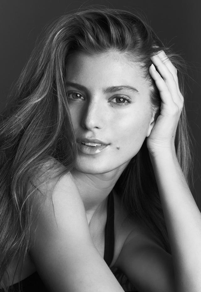 45岁巴拉克与已故儿子的21岁模特朋友度假 曾公开拥吻却否认恋情休闲区蓝鸢梦想 - Www.slyday.coM