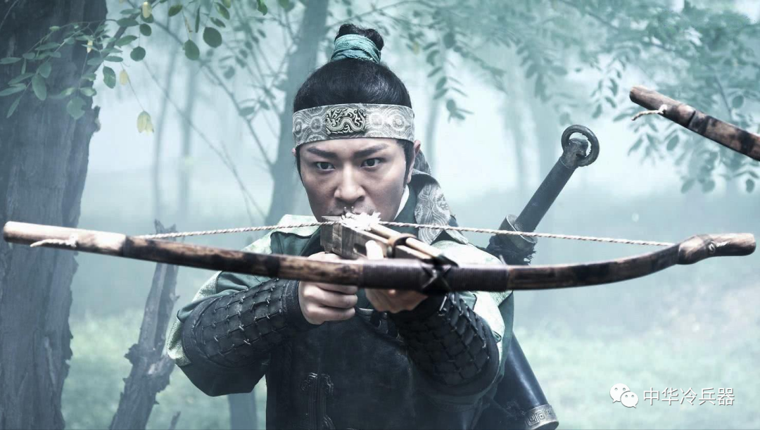 弩的起源：弩究竟起源于哪里，又是怎样变成一种武器的？