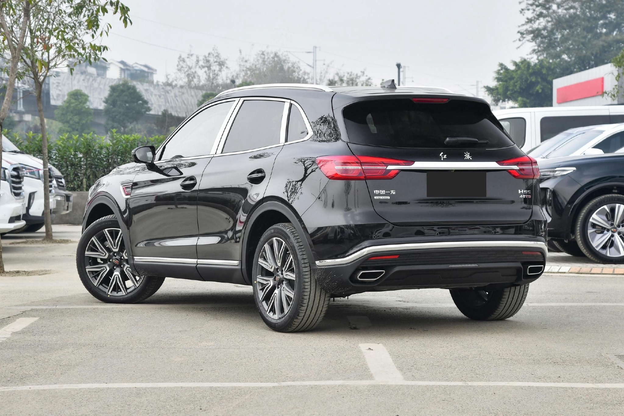 想买suv建议看看这两款中型车空间大操控性好上坡有劲