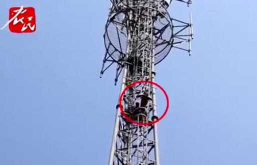 E句话看天下休闲区蓝鸢梦想 - Www.slyday.coM