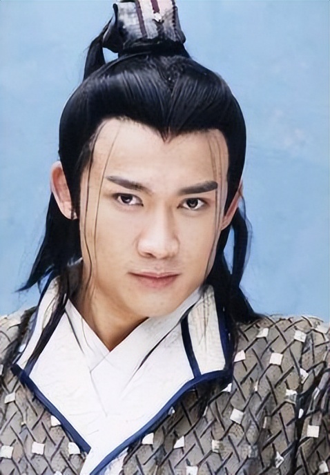 正如聂远在《隋唐英雄传》中饰演的罗成一样,少年成名却过刚易折.