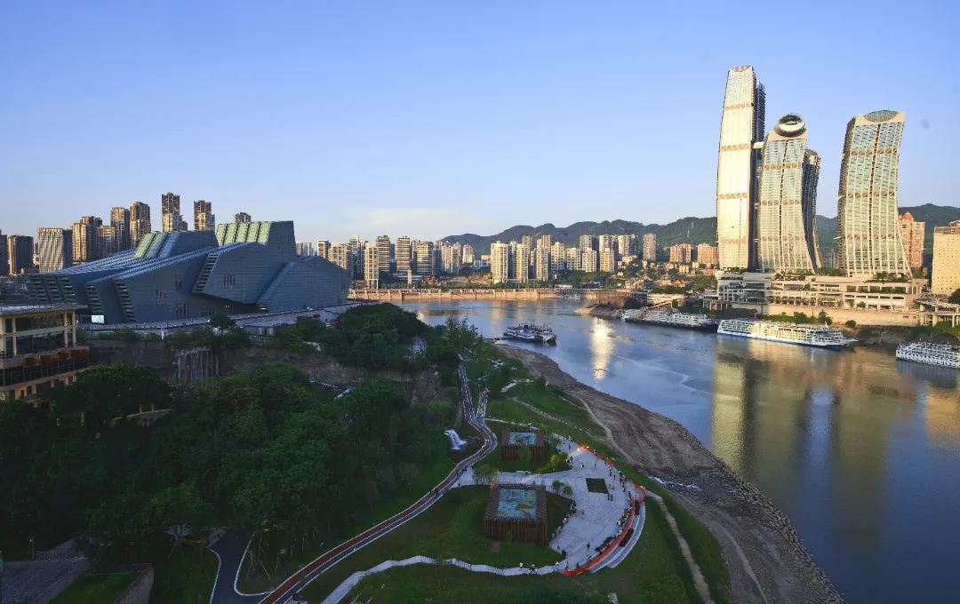 上新重庆旅游指南