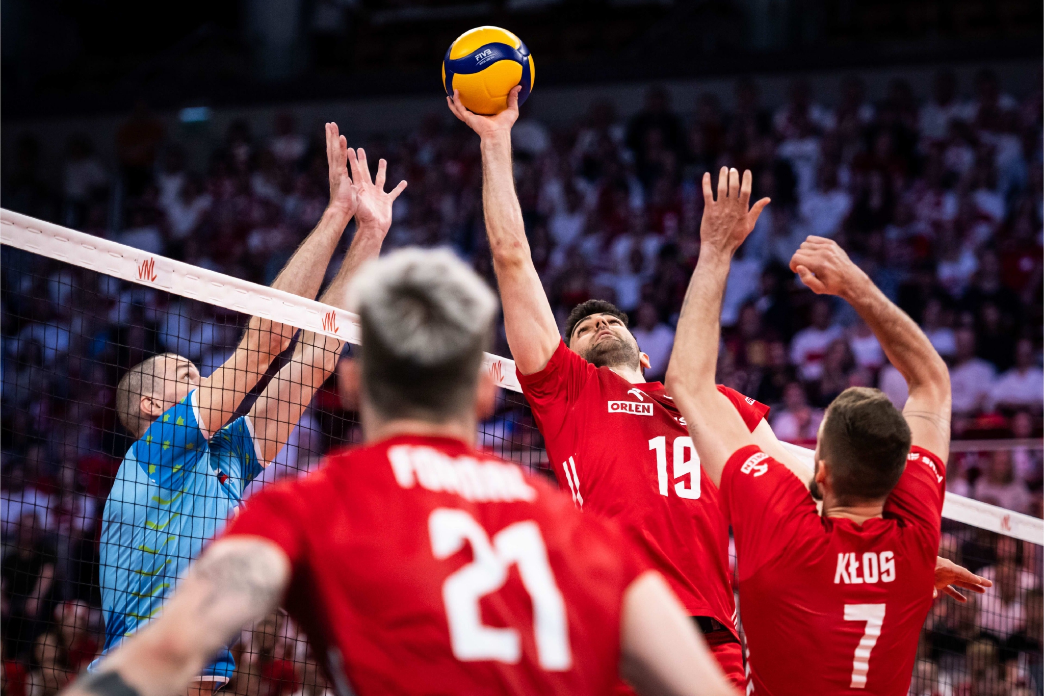 荷兰男排搭上末班车2022年世界男排联赛八强全部产生