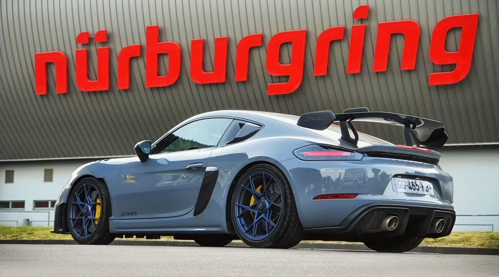 视频:纽北赛道日对决,保时捷718 cayman gt4 rs追走992 gt3