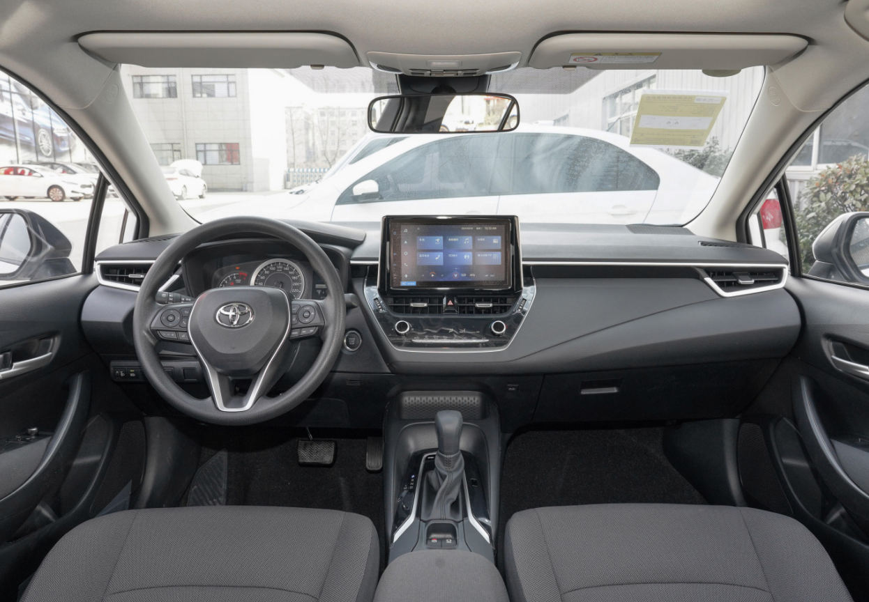 状元毫无争议？上半年最火的10款轿车，下单前一定参考下