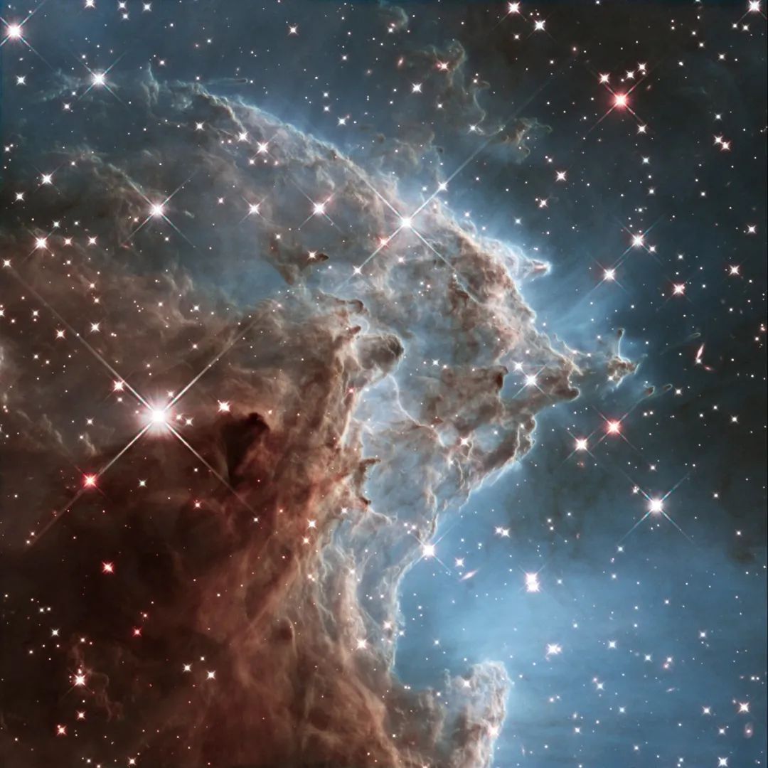 韦伯太空望远镜拍到新照片：距离地球10亿光年的LEDA 2046648_凤凰网