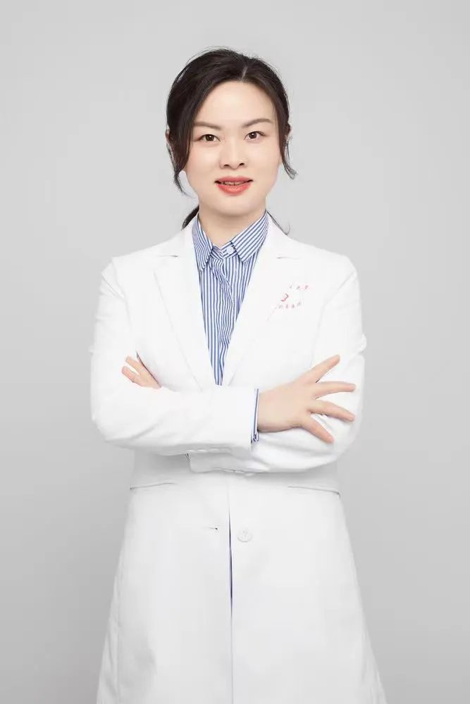 中 高考生 你有一份皮肤科名医免费面诊福利待领取 皮肤科 名医 医师 新浪新闻
