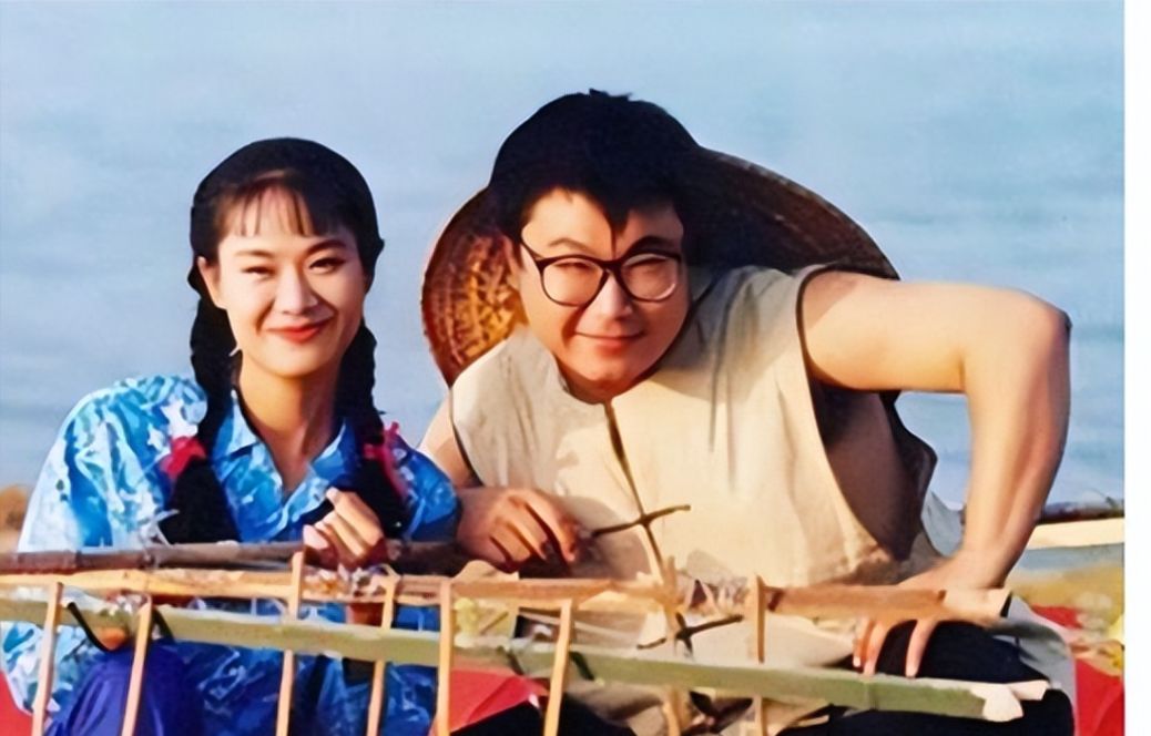 她被誉为"用嗓子绣花",与李凡离婚23年,如今两人境况差异大|于文华