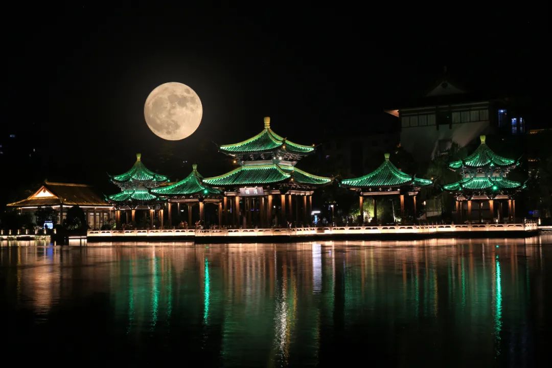 看！2022超级月亮休闲区蓝鸢梦想 - Www.slyday.coM