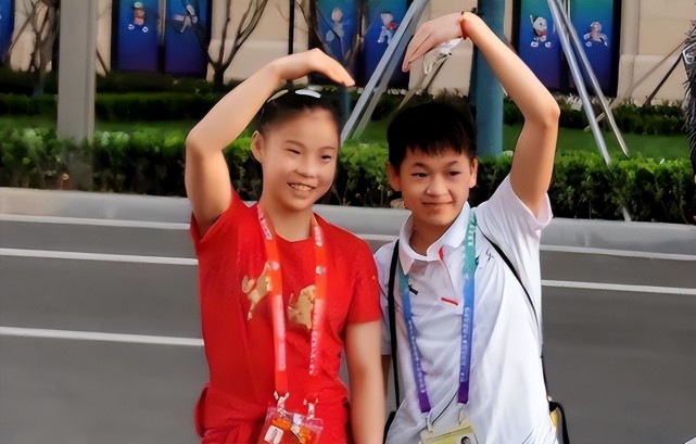 17岁奥运冠军恐退役！体操天才被保送浙大后，沉迷游戏身材也发福休闲区蓝鸢梦想 - Www.slyday.coM