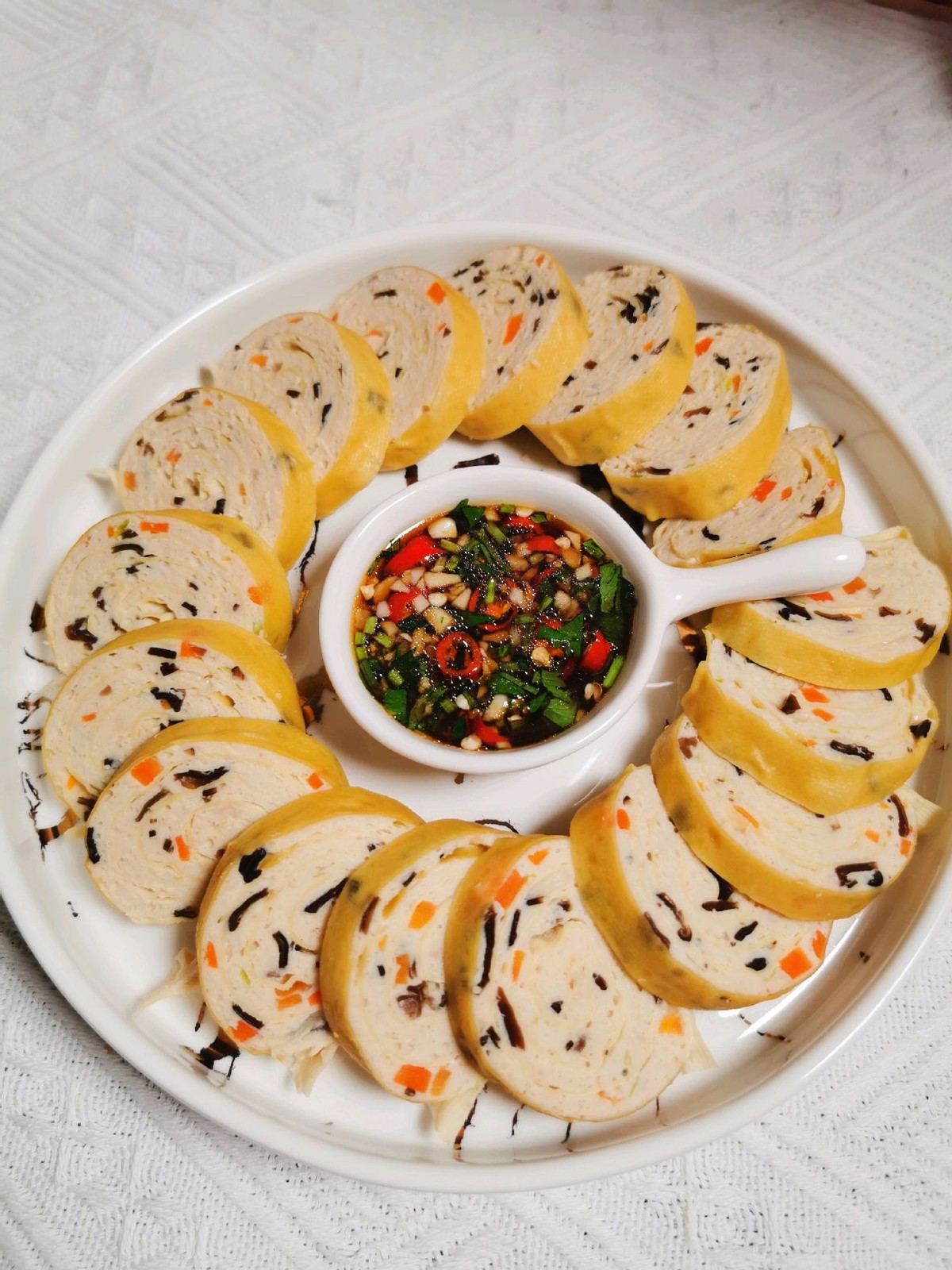 自制豆皮鸡肉卷:酸辣可口,开胃下饭,减肥也可以吃的美食哦|豆皮|鸡肉