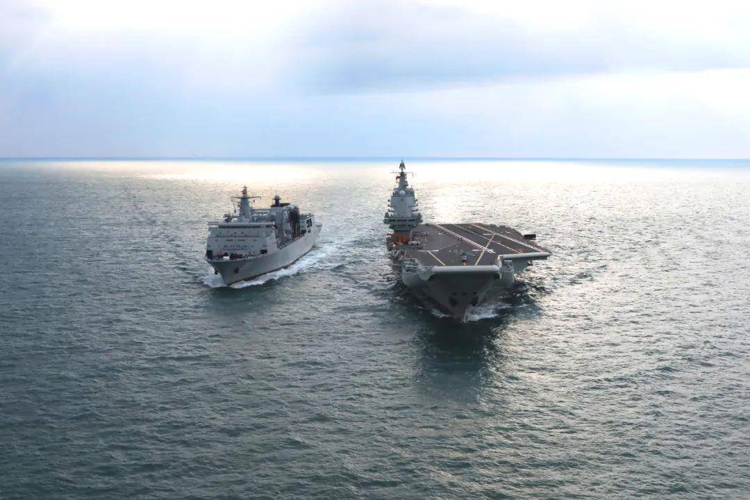 山东舰高清大图来啦拿好不谢