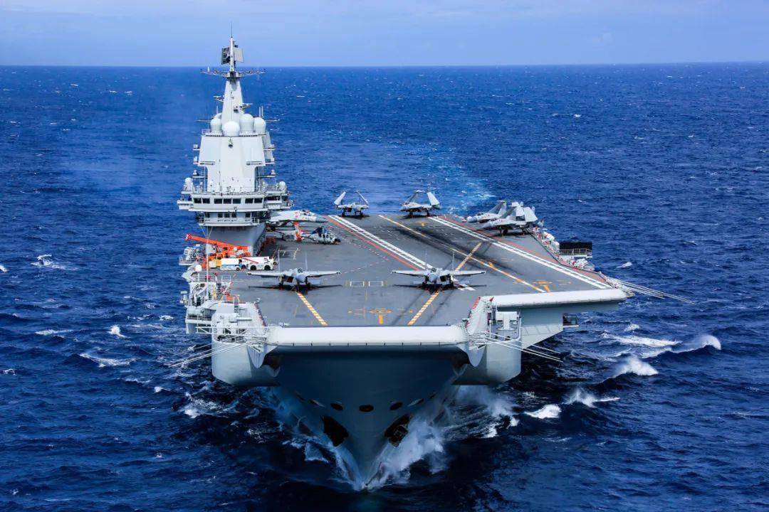 山东舰高清大图来啦拿好不谢