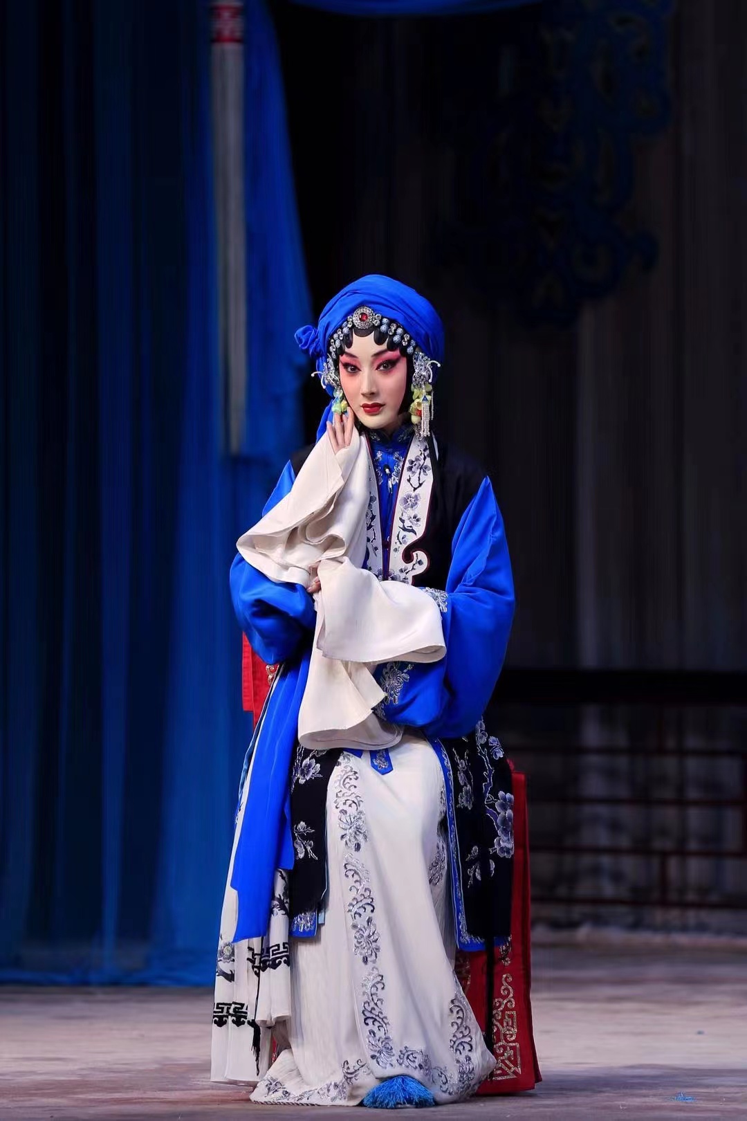 百炼是程腔增辉锁麟囊记北京京剧院著名程派青衣郭玮