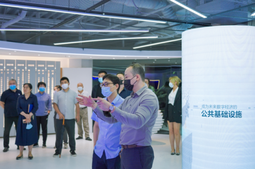 北京市朝阳区党组成员,副区长舒毕磊一行走访调研八分量__财经头条