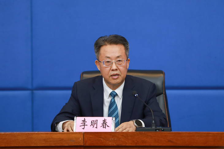 黑龙江省人民政府副秘书长 李明春