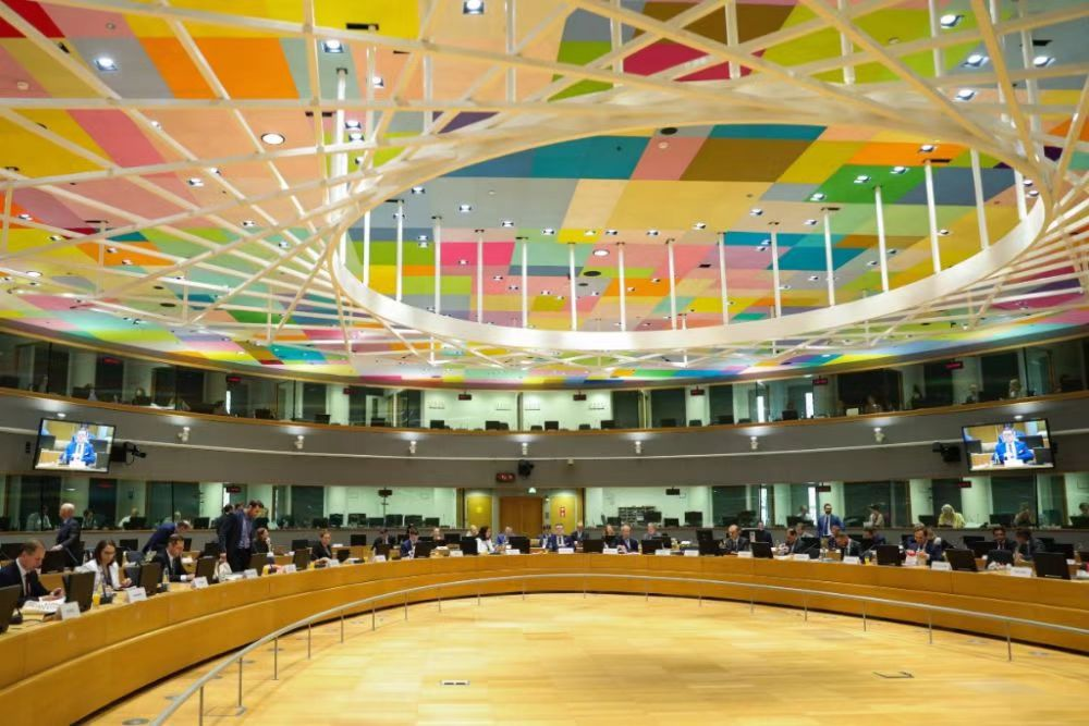 早新闻∣明确了！张家口继续提高！发现82例阳性！此地临时管控！警惕！已致多人死亡！休闲区蓝鸢梦想 - Www.slyday.coM