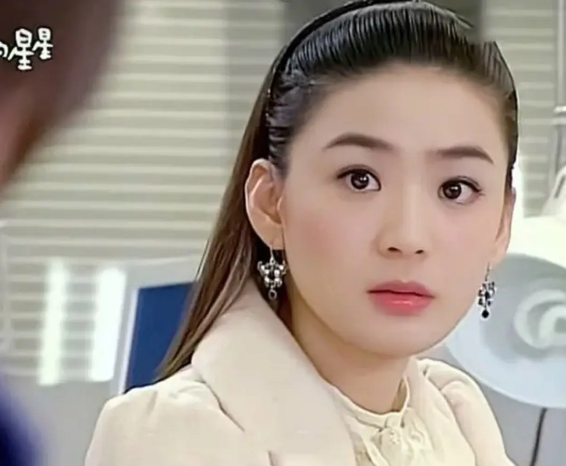 放羊的星星女神大变样44岁洪小铃复出拍戏憔悴苍老认不出