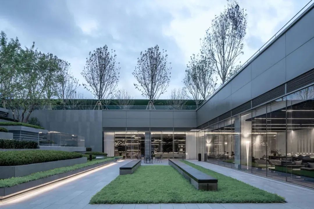 万科旭辉都在做的下沉式庭院挺惊艳