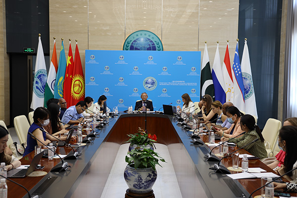 7月15日,上海合作组织秘书长张明在北京就其中亚之行成果举行线下及线