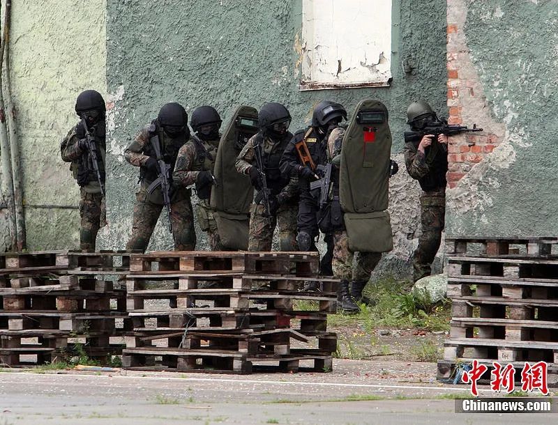 资料图:俄罗斯加里宁格勒,俄特种部队举行反恐演习.