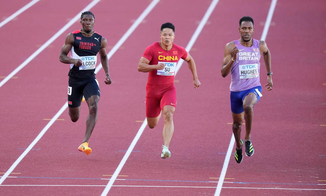 扬子晚报网讯 北京时间7月16日,田径世锦赛男子100米首轮比赛,苏炳添