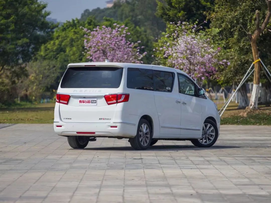 28-26.88万元瑞风l6 max动力方面,传祺m8搭载的是一台2.