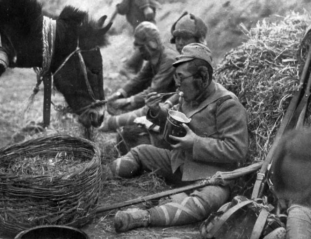 《亮剑》中团长结婚才舍得拿出来吃的日本牛肉罐头，为什么到了《顺溜》里狗都不吃？休闲区蓝鸢梦想 - Www.slyday.coM