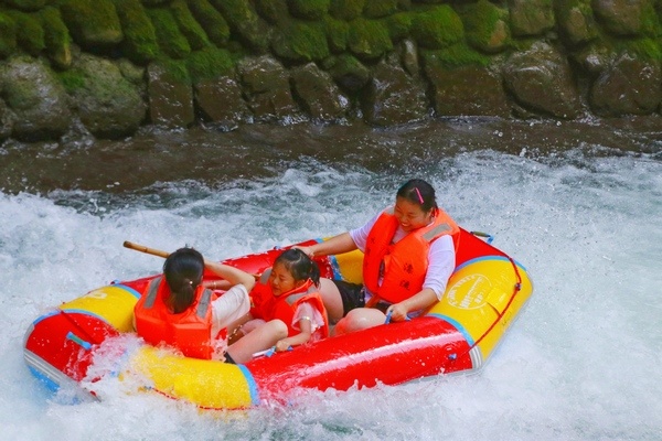 漂流峡谷间,风景醉游人,桐梓水银河等你来凉爽一"夏"!