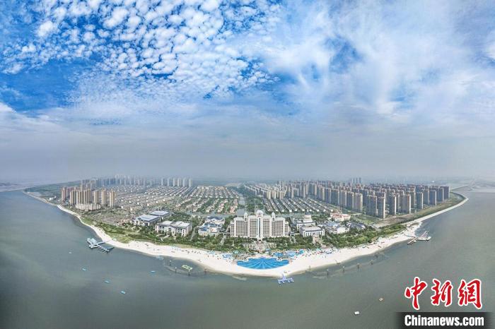 启东大学城校园指南详细解析，启东大学里怎么找卖的