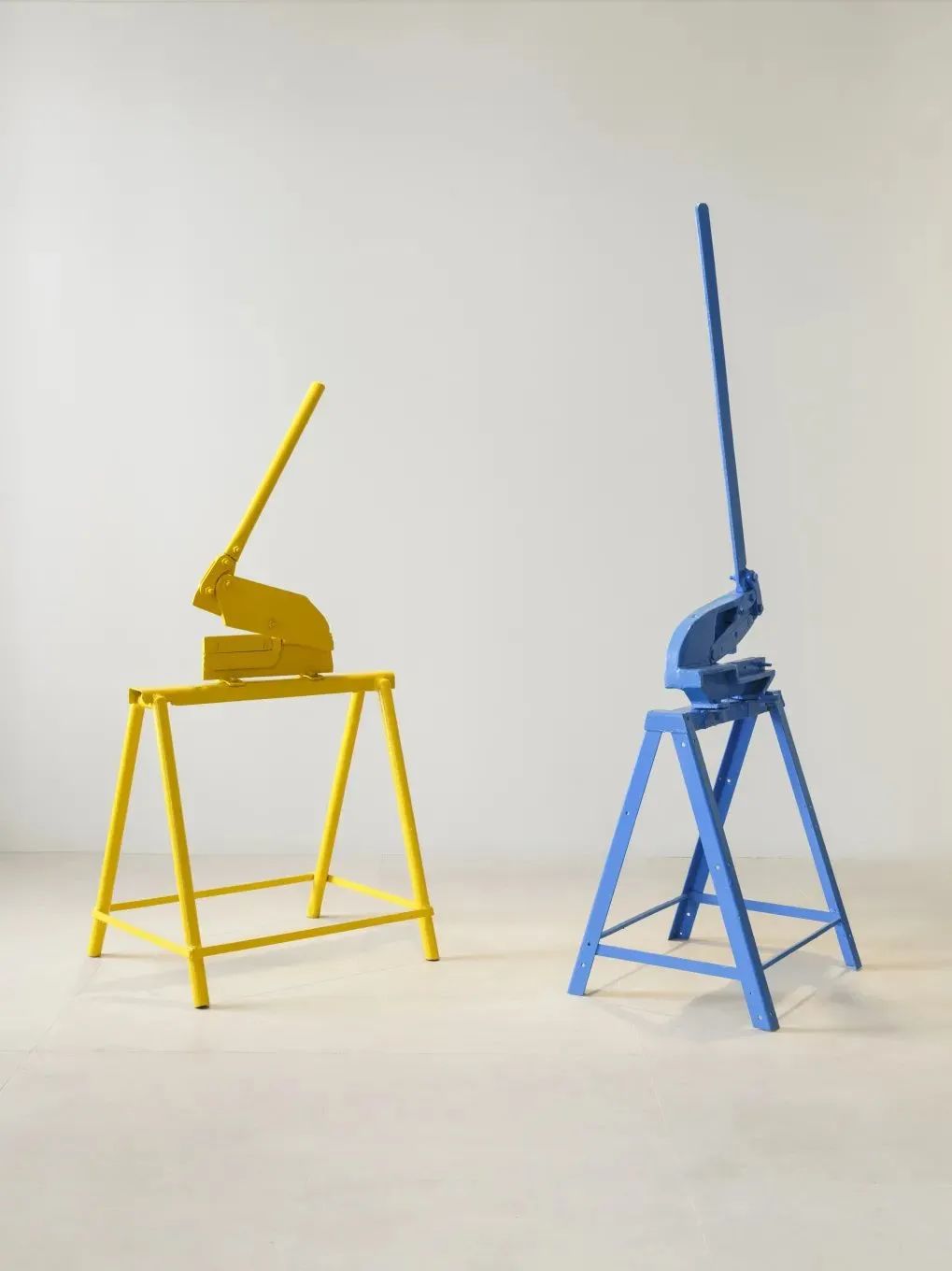 《所有時鍾顯示五點》