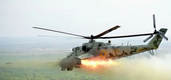 俄媒：乌军用直升机和火炮烧毁农田 企图嫁祸于俄军