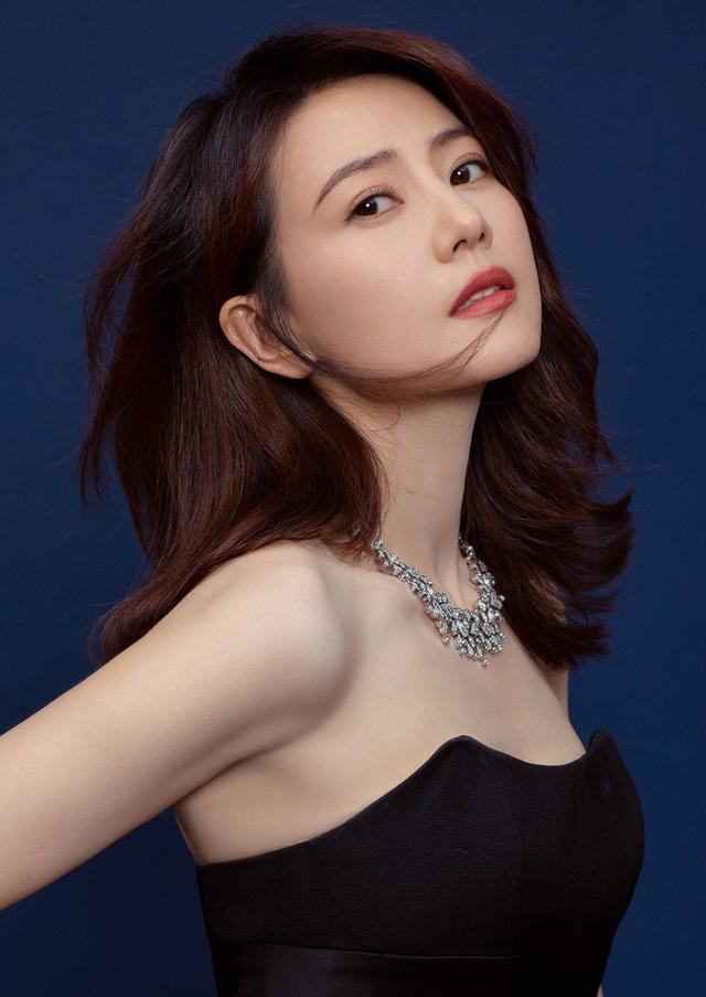 女神高圆圆优雅知性散发温润气质