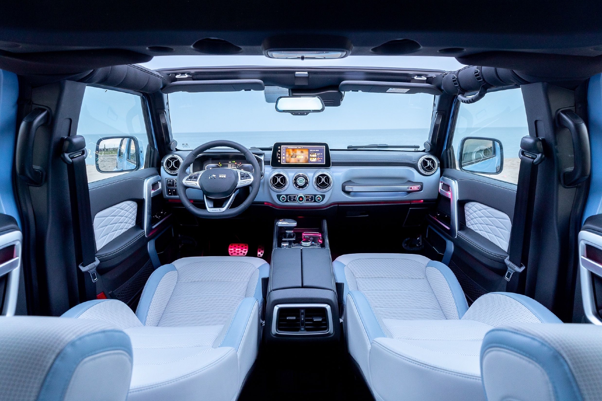 引领潮玩新生活 解析2023款北京bj40城市猎人版-新浪汽车