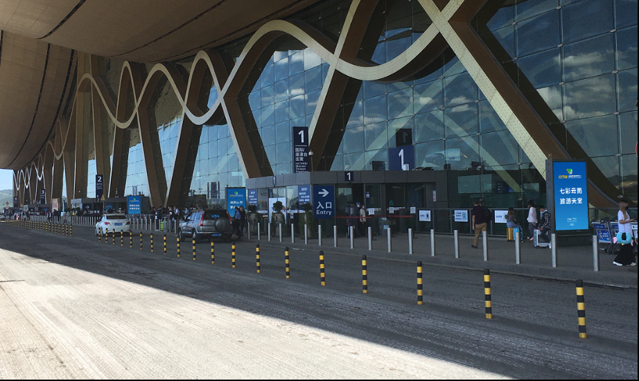 (长水机场出发层 昆明长水机场供图)