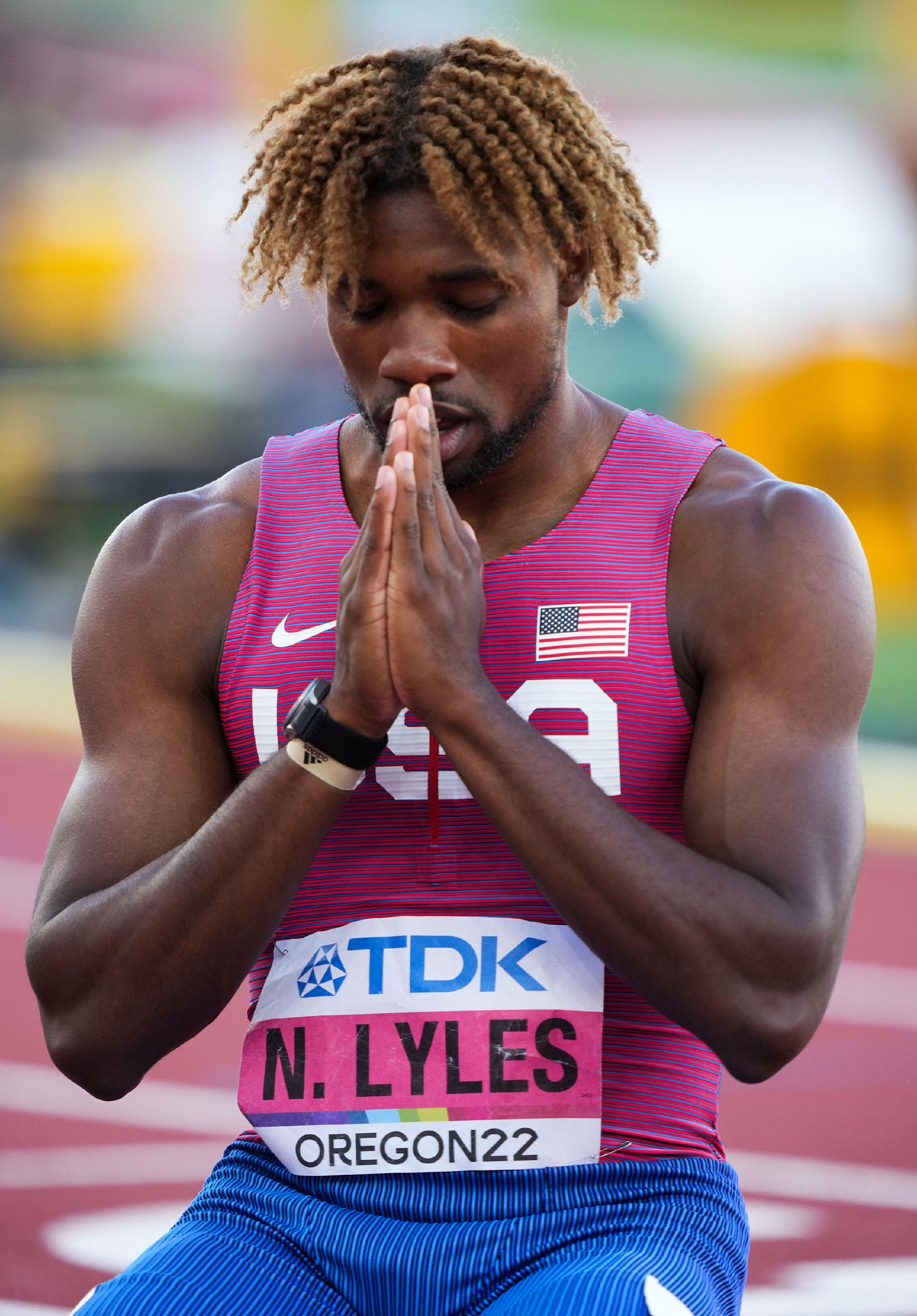 美国选手包揽男子200米前三名