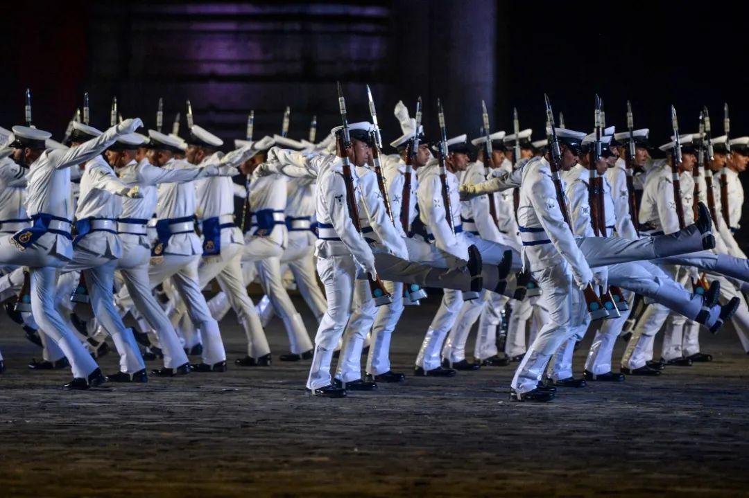 ▲2019年12月4日,印度孟买,印度海军士兵参加海军日庆祝活动。图/新华社